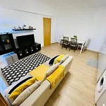 Flat 5 Stars Da Rocha