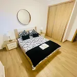 Flat 5 Stars Da Rocha Апартаменты Портиман