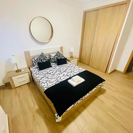 Flat 5 Stars Da Rocha Апартаменты Портиман